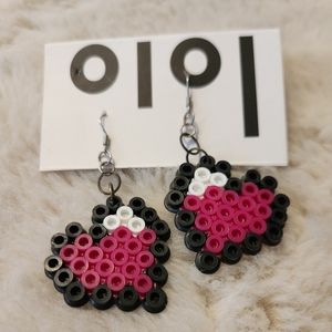 Pixel heart shaped earrings